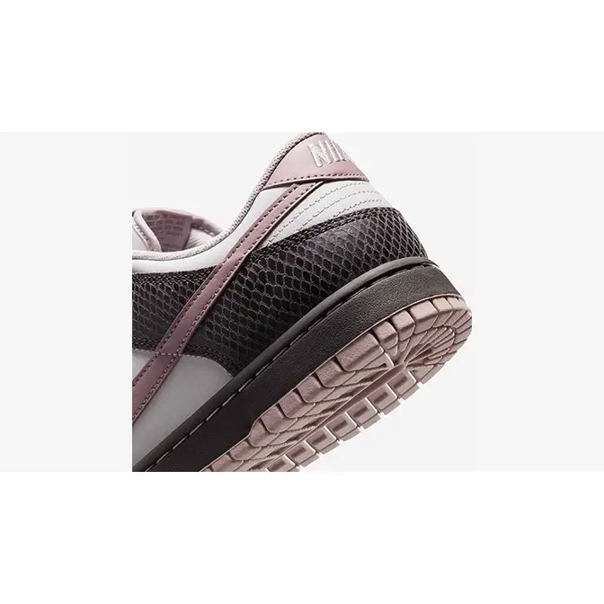 Nike Dunk Low SE Snakeskin Medium Ash HV6932-299 heel