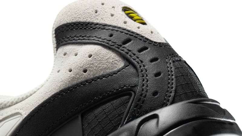 Nike Shox Ride 2 Black Phantom Closeup