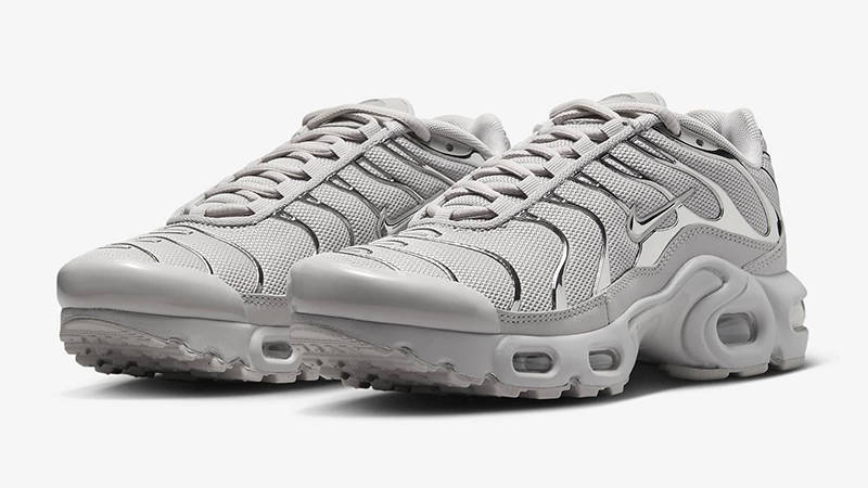Nike TN Air Max Plus GS Light Iron Ore Silver FZ0977-001 front