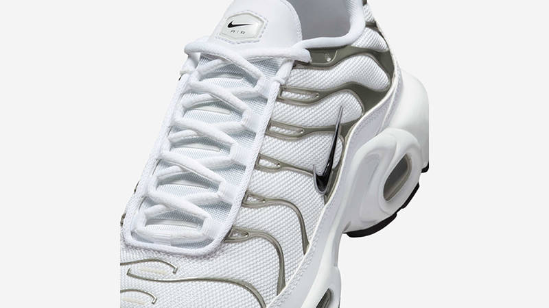 Nike TN Air Max Plus White Metallic Silver HJ9743-100 tongue