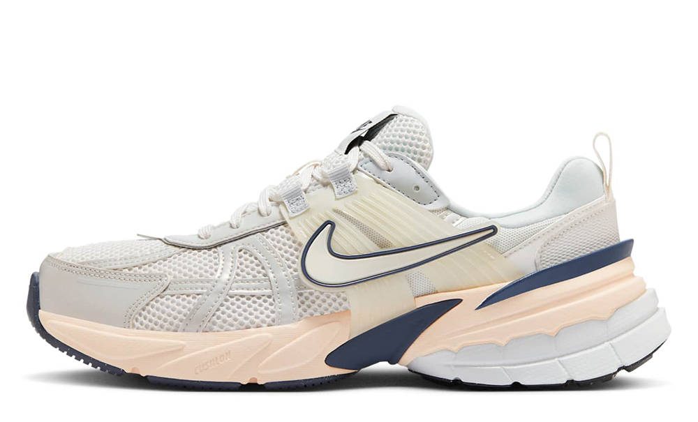 Nike V2K Run Platinum Tint Guava Ice FD0736-004