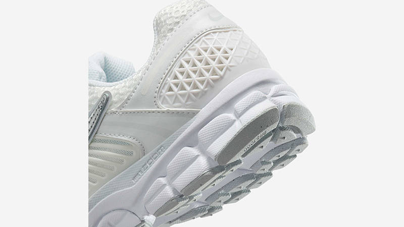 Nike Zoom Vomero 5 Chrome Toe HF7723-100 heel