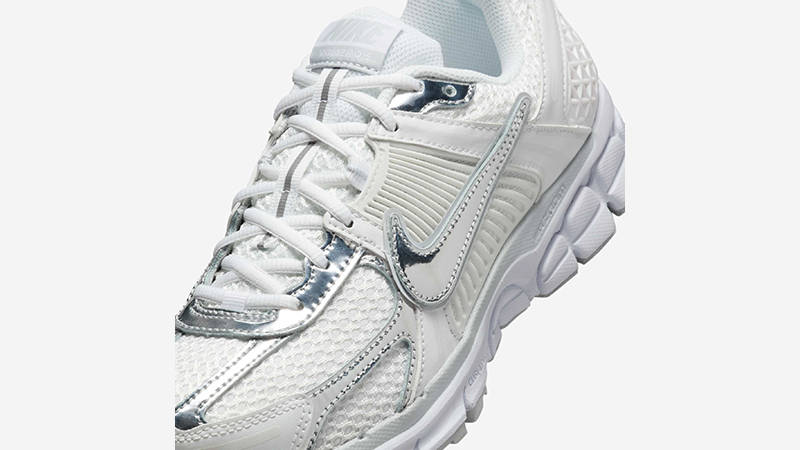 Nike Zoom Vomero 5 Chrome Toe HF7723-100 tongue