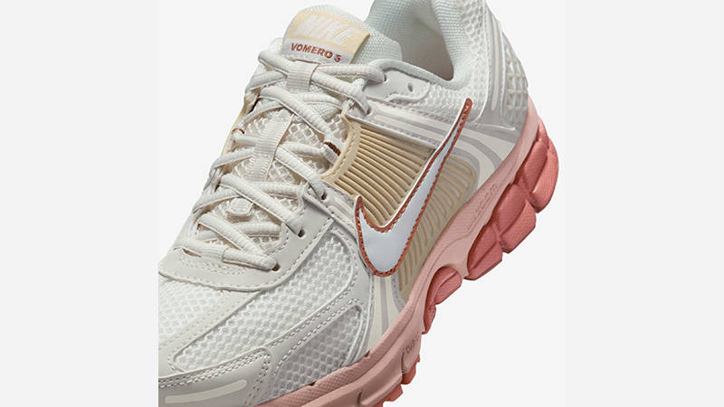 Nike Zoom Vomero 5 Particle Beige FJ2028-002 tongue