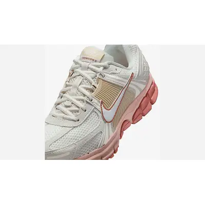 Nike Zoom Vomero 5 Particle Beige FJ2028-002 tongue