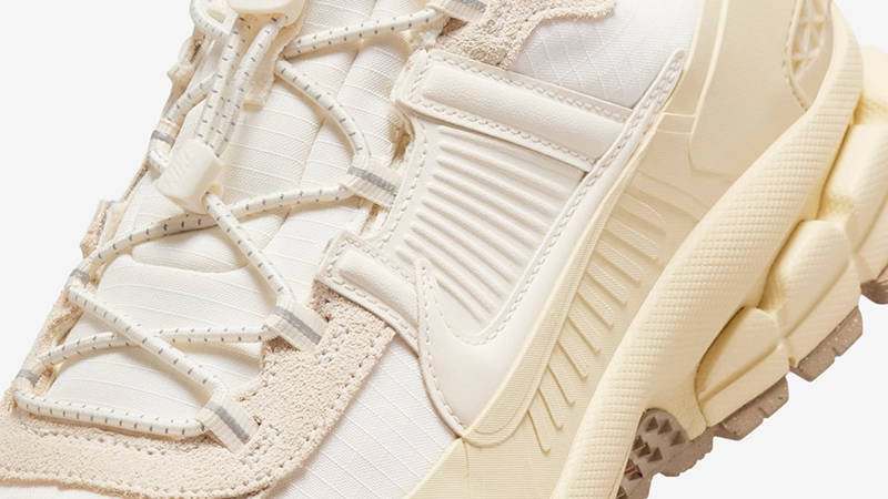 Nike Zoom Vomero 5 Roam Pale Ivory Light Khaki FV2295-101 Detail