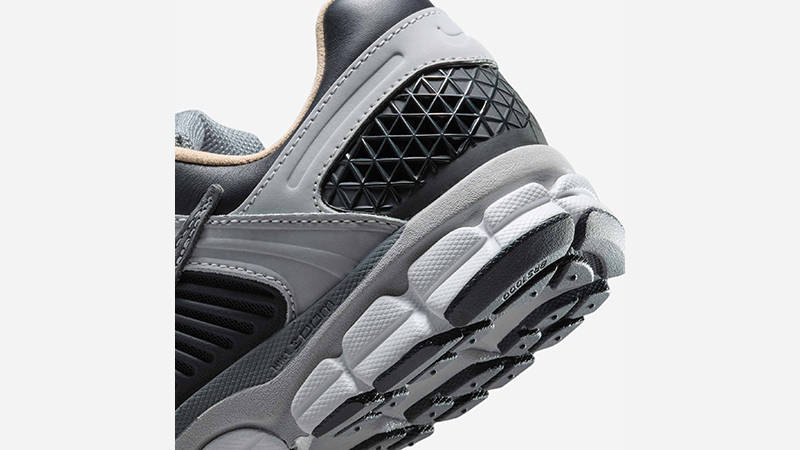 Nike Zoom Vomero 5 Smoke Grey HV5982-001 heel