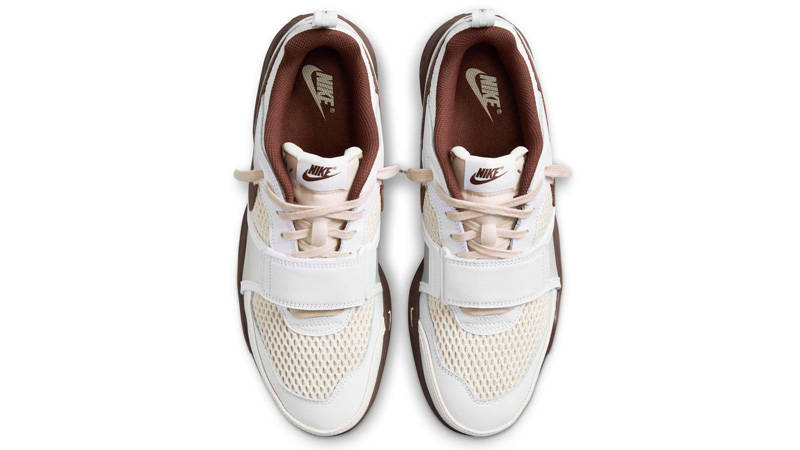Travis Scott x Nike Zoom Field Jaxx Light Chocolate Middle
