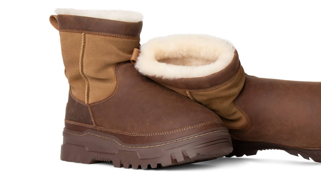 UGG Heritage Pull-On TrailGazer Boot Chestnut 1158213-CHE Side