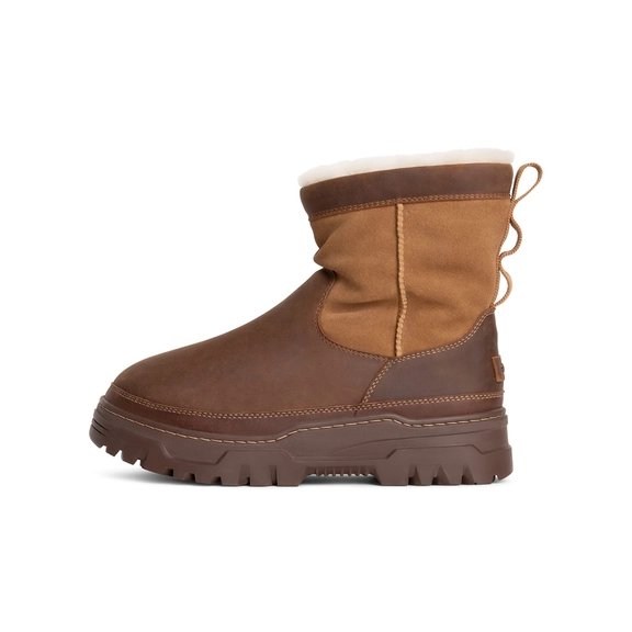 UGG Heritage Pull-On TrailGazer Boot Chestnut 1158213-CHE