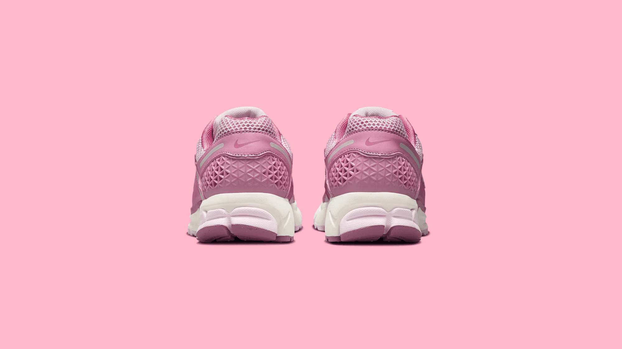 Nike Zoom Vomero 5 Elemental Pink