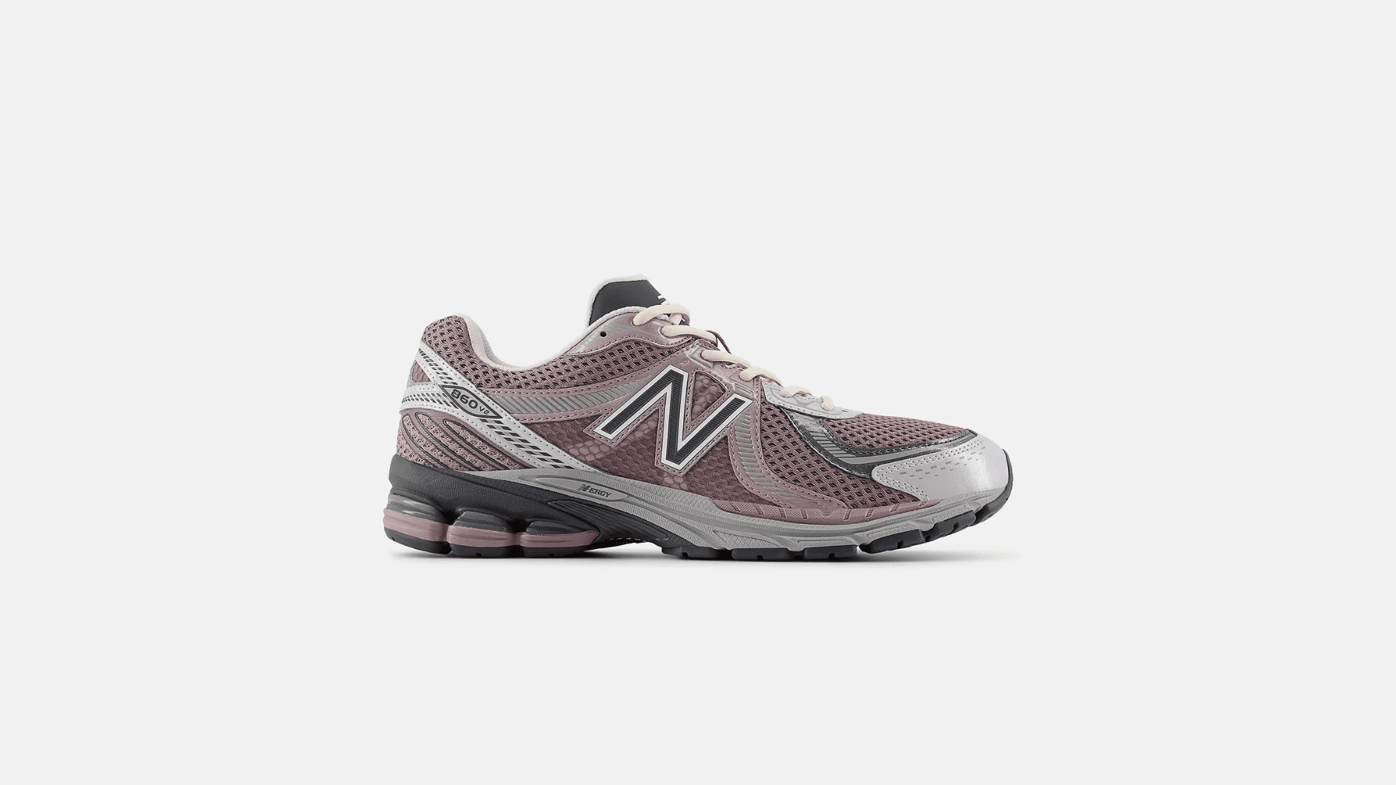 New Balance 860v2
