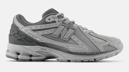 The NB 1906R “Lunar New Year” Comes with A Gradient Glow The NB 1906R “Lunar New Year” Comes with A Gradient Glow