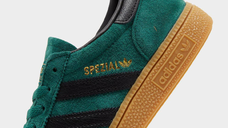 adidas Handball Spezial Collegiate Green Closeup