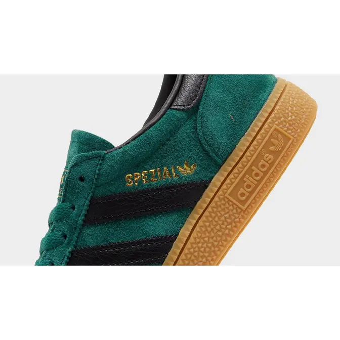 adidas Handball Spezial Collegiate Green Closeup