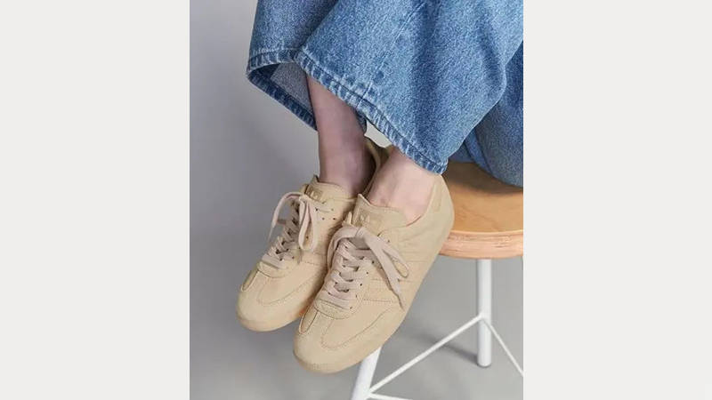 adidas Samba OG Sand Strata JI2729 on foot