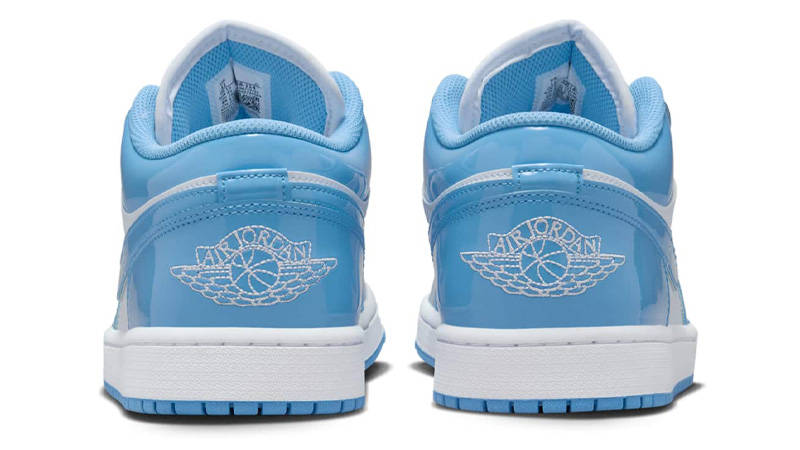 Air Jordan 1 Low SE Legend Blue Back