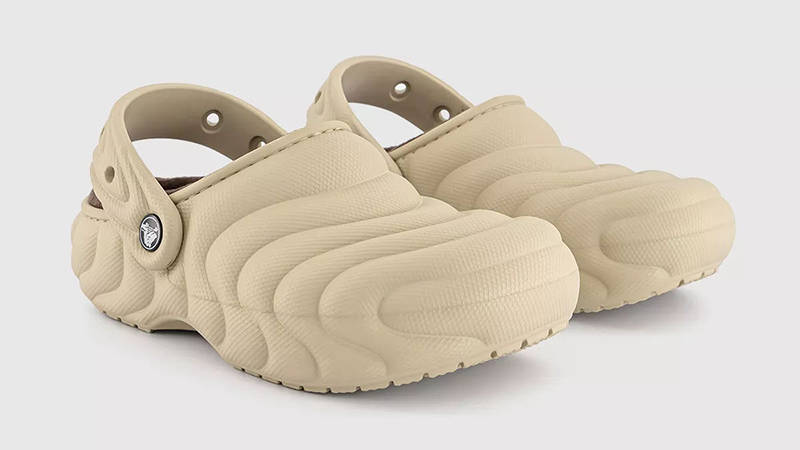 Crocs Classic Clog Overpuff Moth 210059-0LJ front