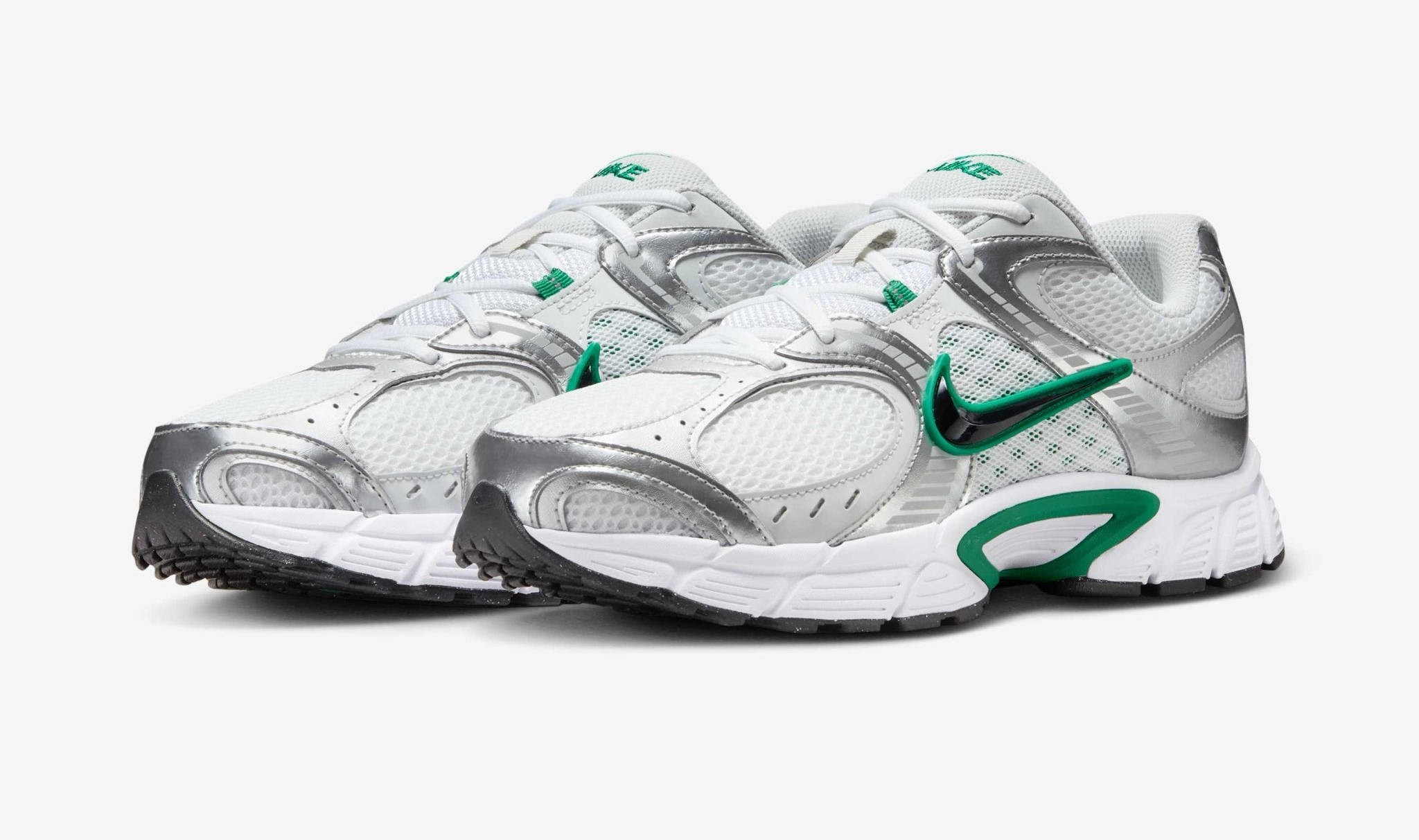 Nike V5 RNR Malachite | Budget Friendly Running Trainer