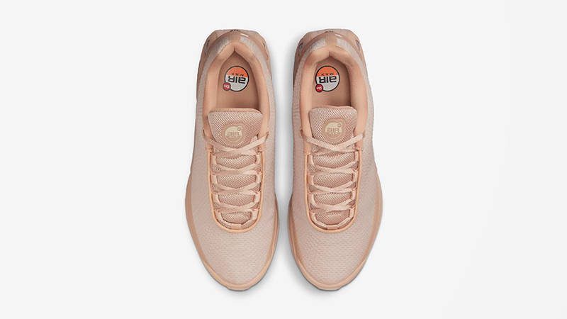 Isamaya Ffrench × Nike Air Max Dn Beige HQ3837-201 middle