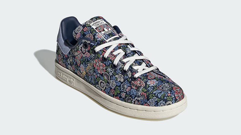 新品 ADIDAS STAN SMITH LIBERTY 22.5㎝ 靴