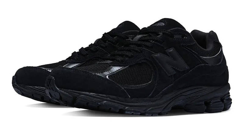 New Balance 2002R Triple Black Suede U2002RBL front