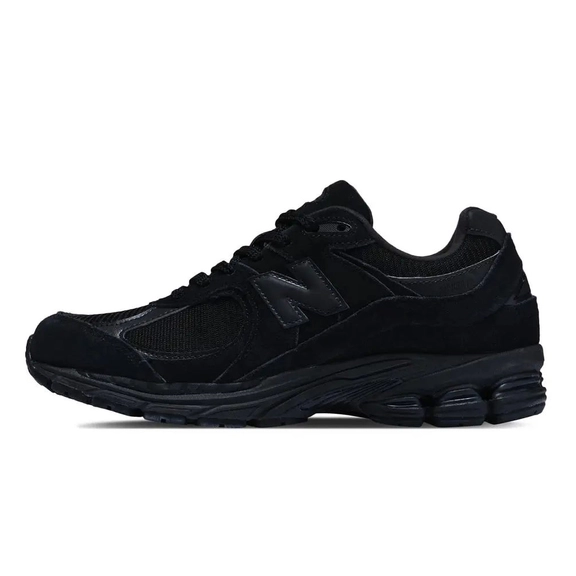 New Balance 2002R Triple Black Suede U2002RBL