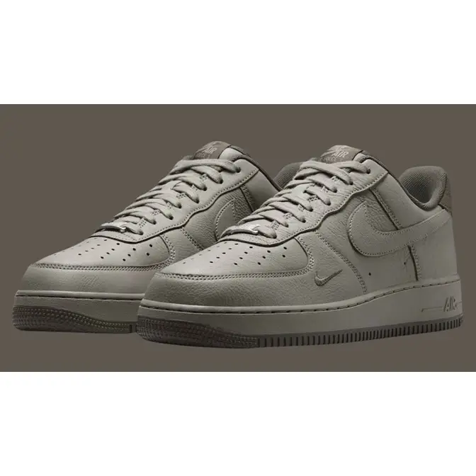Nike Air Force 1 Low Light Army HM9483-300 front