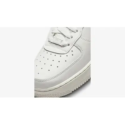 Nike Air Force 1 Low Snakeskin Sail toe
