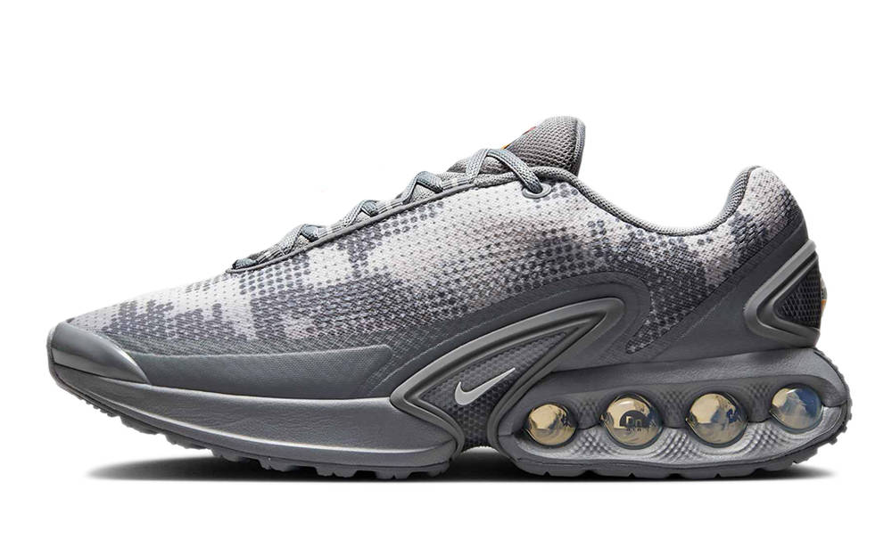 nike air max plus metallic cool grey