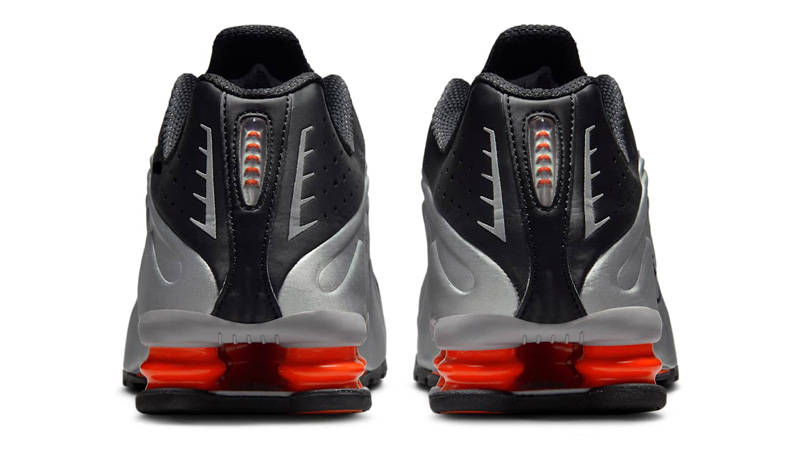 Nike Shox R4 Black Metallic Silver Back
