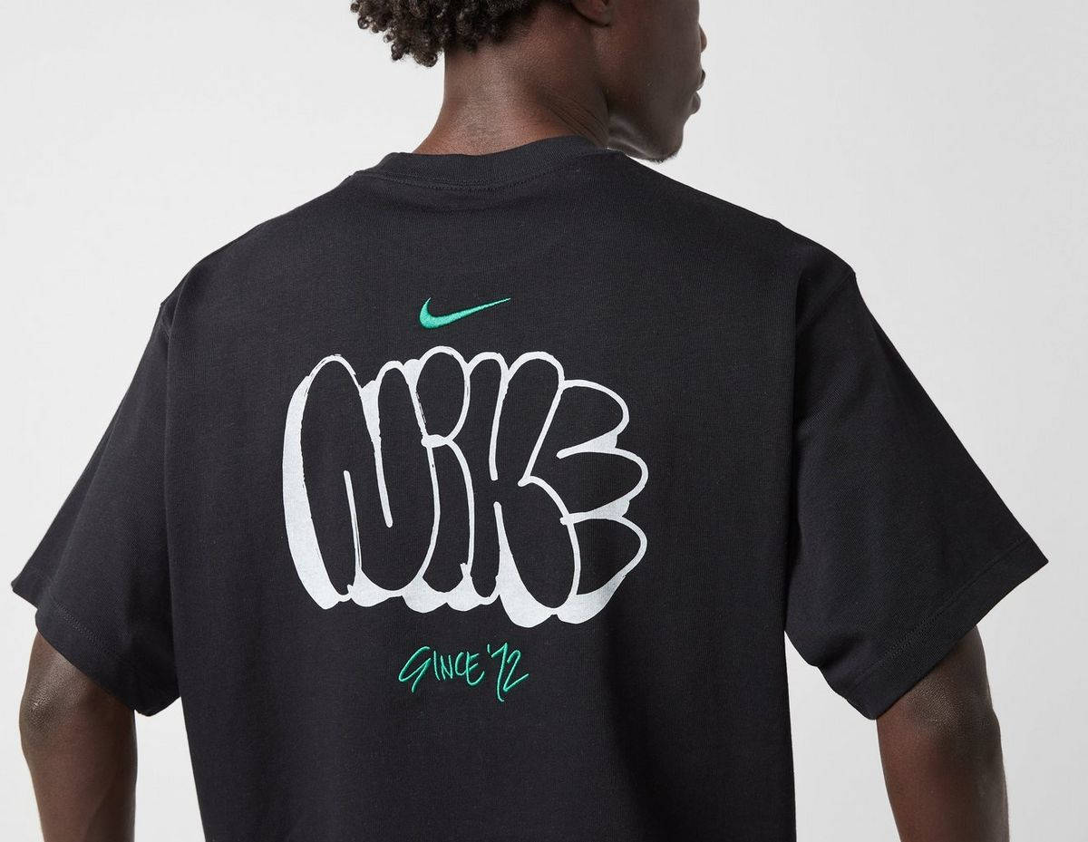 Nike Solo Swoosh Graffiti T-Shirt back (1)
