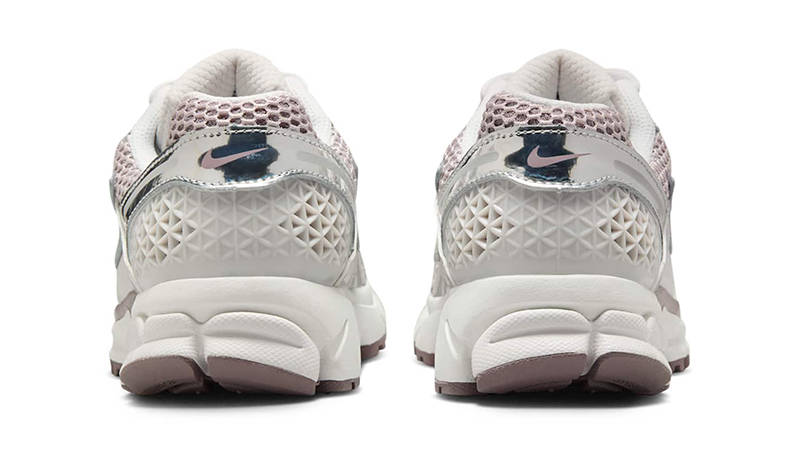 Nike Zoom Vomero 5 Platinum Violet Metallic Silver HV6417-001 Back
