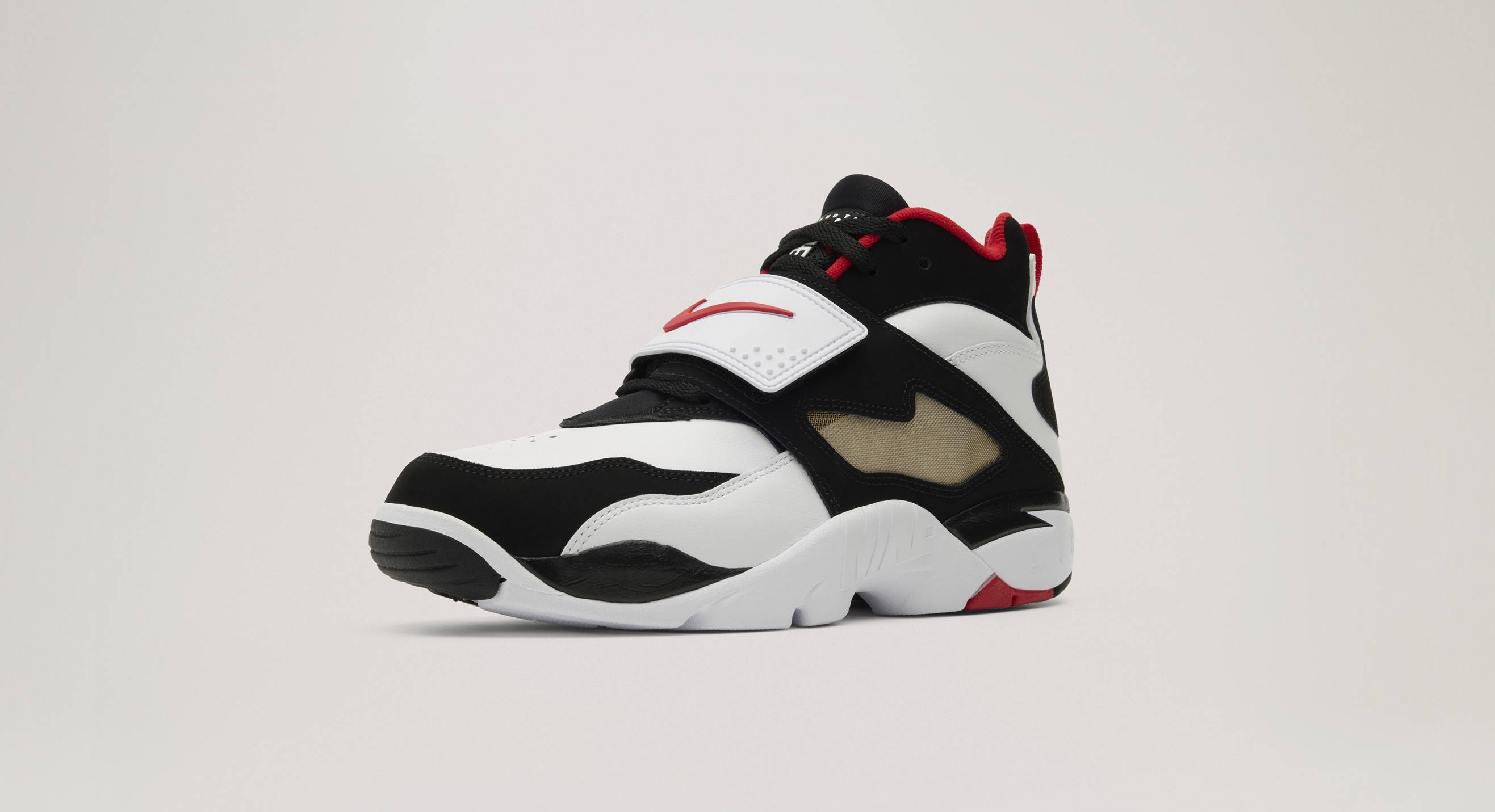 SNKRS Showcase - Nike Air Diamond Turf