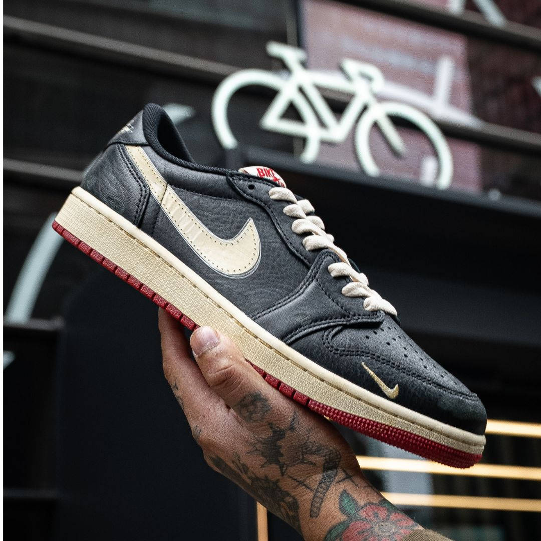 Nigel Sylvester x Air Jordan 1 Low OG Better With Time In Hand
