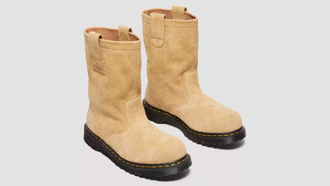 Stüssy x Dr. Martens Decon Suede Biker Boots Sand 32240273 Front