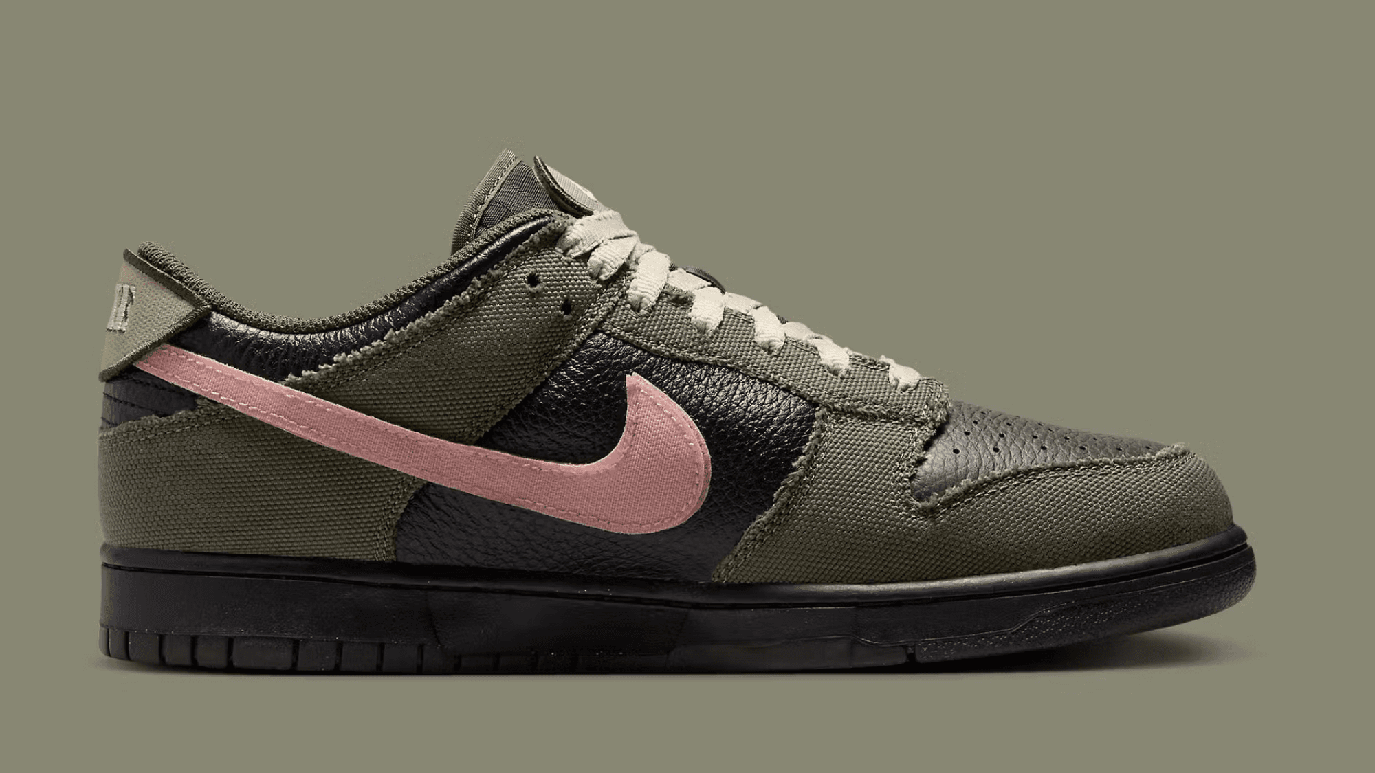 Nike Dunk Low Dunks Not Dead