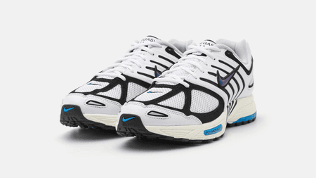 Black, White, and a Pop of “Photo Blue” Give the Nike Pegasus 2K5 a Fresh Look