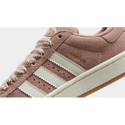 adidas Campus 00s Warm Clay Closeup