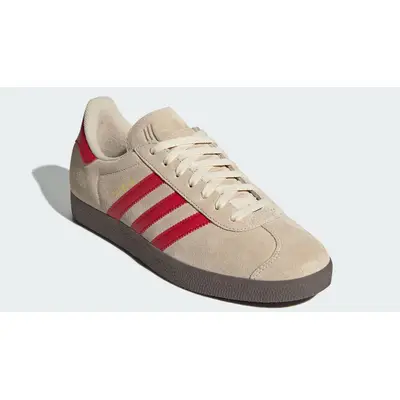 adidas Gazelle Sand Strata Better Scarlet Front
