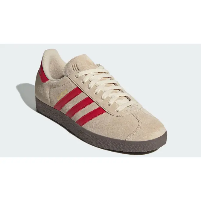 adidas Gazelle Sand Strata Better Scarlet Front