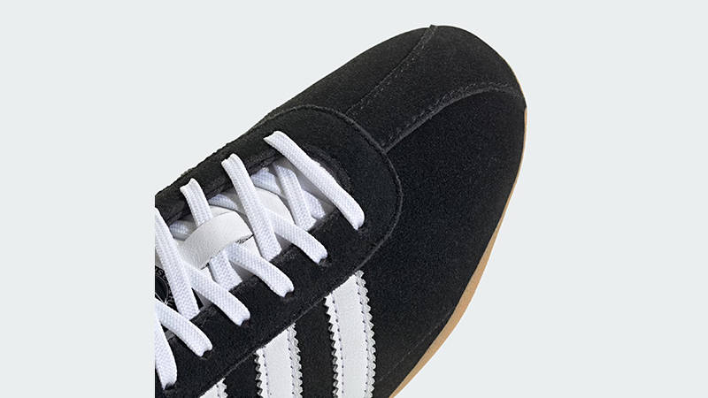 adidas Tokyo Black White JI0183 toe