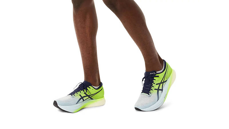 ASICS Metaspeed Sky+ Hazard Green 1013A115-301 on foot