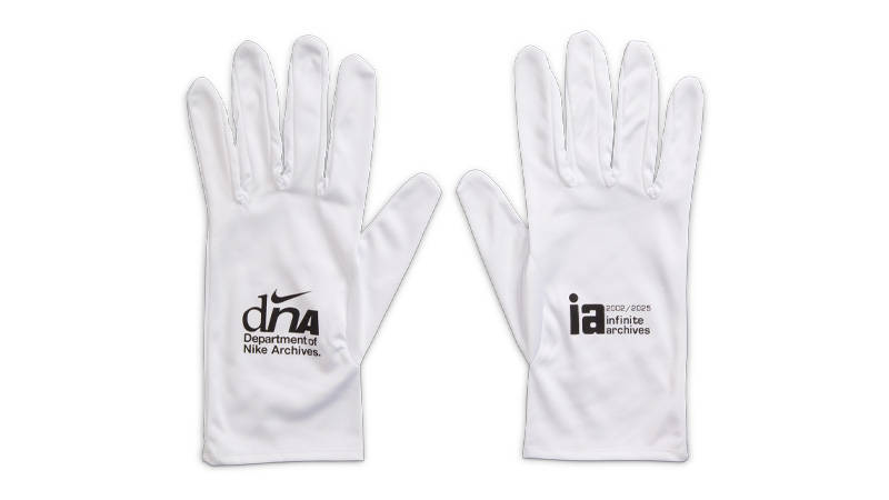 Infinite Archive x Air Jordan 17 Beach Gloves