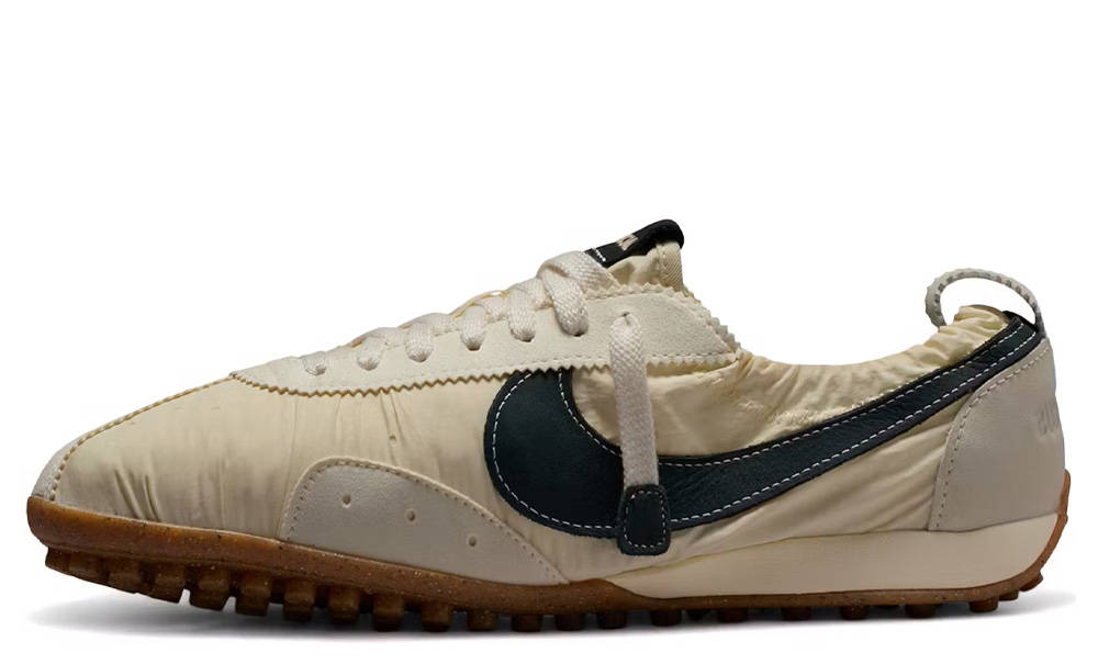 Jacquemus x Nike Moon White