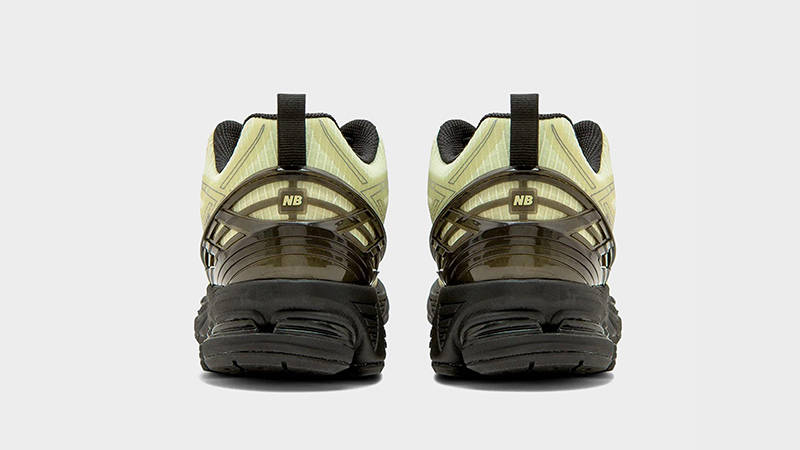 New Balance 1906R Pistachio Butter Black M1906RNP back