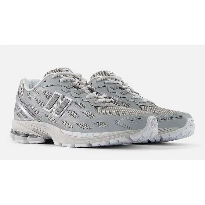 New Balance 1906W Silver Metallic U1906WFE front