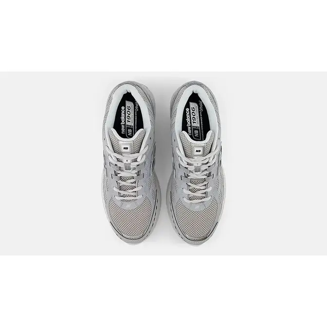 New Balance 1906W Silver Metallic U1906WFE middle