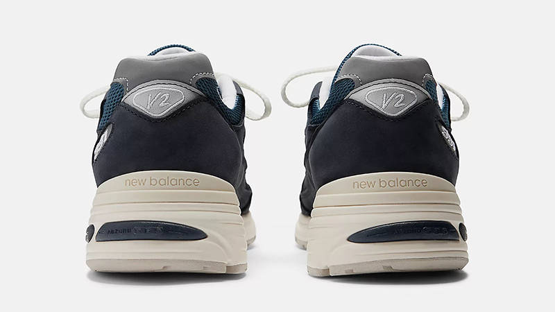 New Balance 991 Vintage Navy back