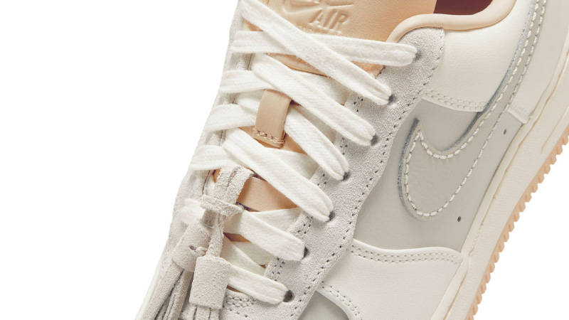 nike air force 1 07 premium light bone